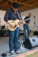 Earl Green and Right Time